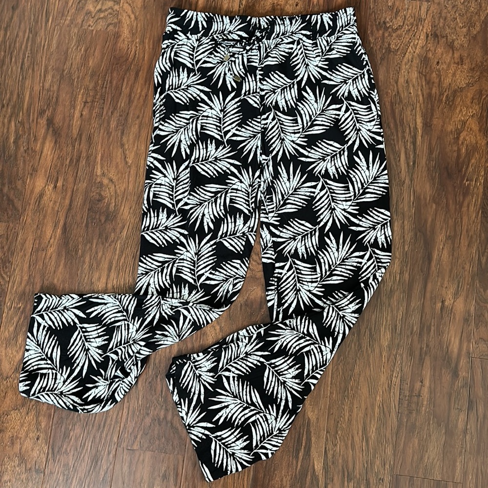 Black and white palm print pants - Picture 4 of 4
